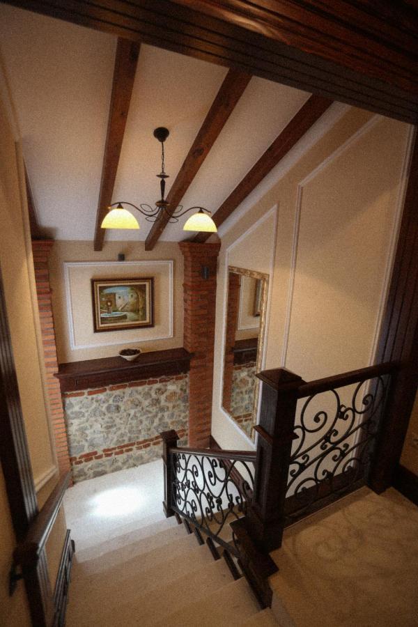 Vila Dante Boutique Hotel Tushemisht Esterno foto