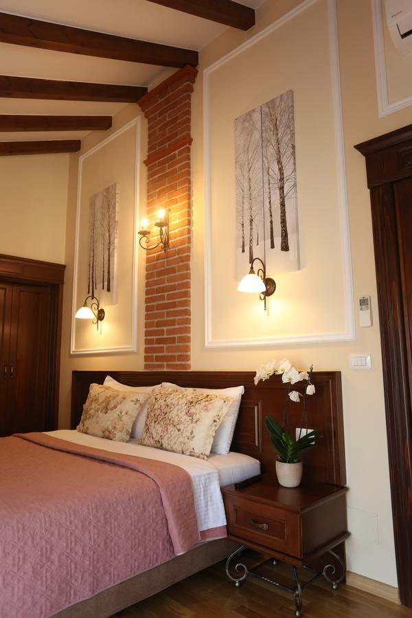 Vila Dante Boutique Hotel Tushemisht Esterno foto