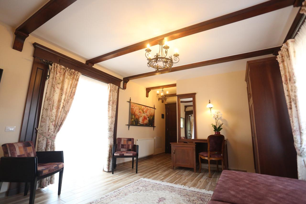 Vila Dante Boutique Hotel Tushemisht Esterno foto